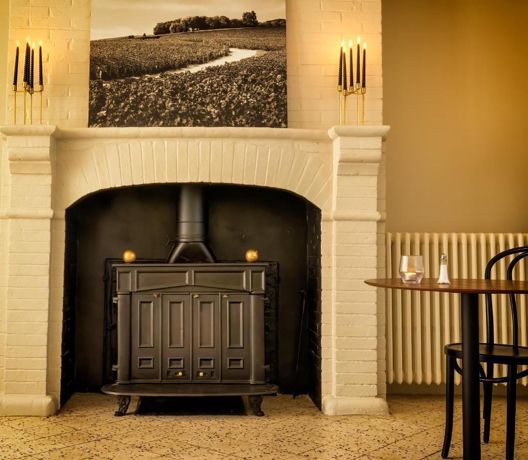 Le Petit Chateau Baye  외부 사진