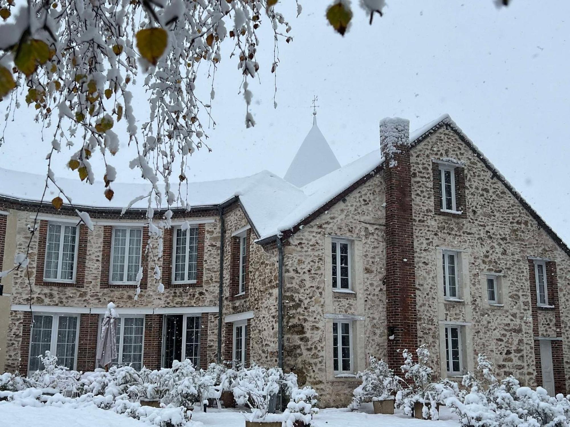 Le Petit Chateau Baye  외부 사진